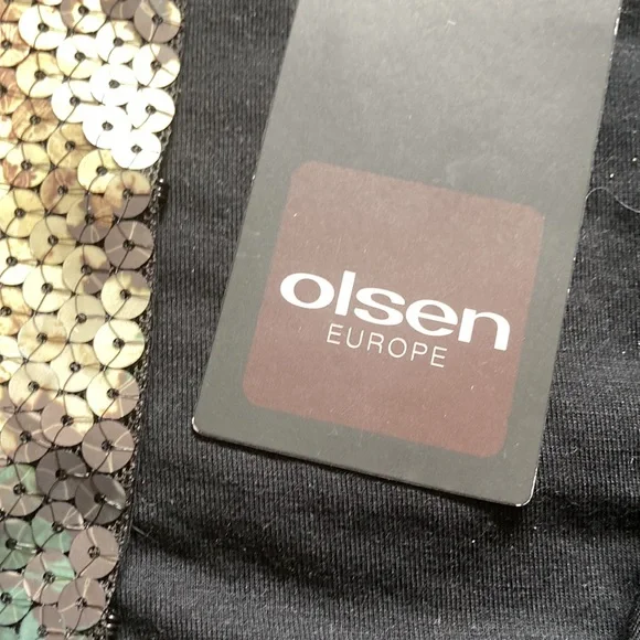 Ladies sequin jacket. - Picture 2 of 4